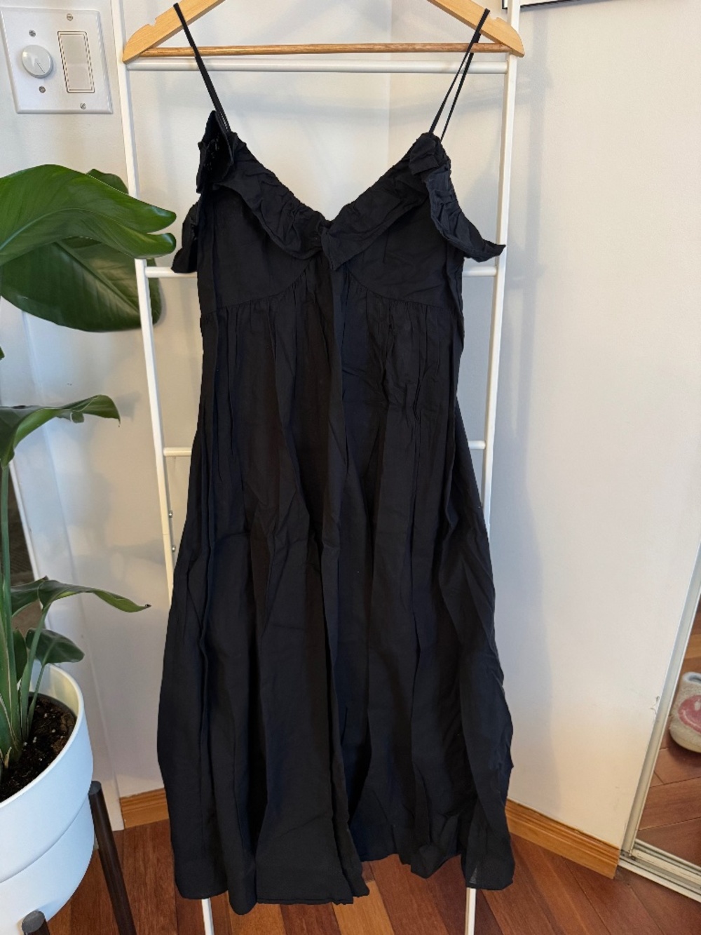 H&M Ruffled Maxi Dress - Picture 5 of 8